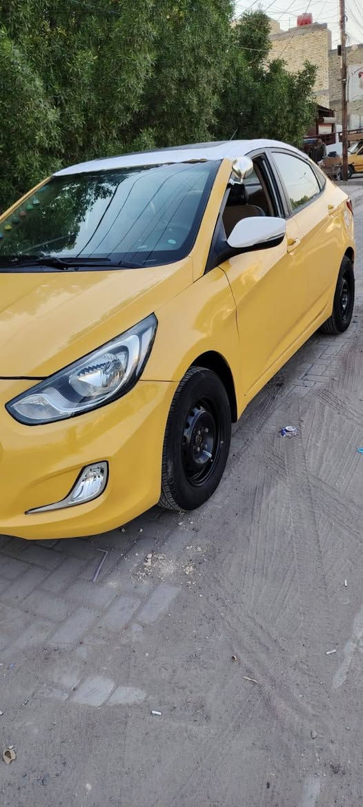 سلام عليكم اكسنت خليجي 1600مضلع فول موصفات موديل 11رقم انكليزي هزه جديده سياره بسمي سياره توني صبغته عام اثر دحجات مكاني كربلا 
وشخوط بعدني حته مابولشه مال جناي معايزه شي شراي ينتصل سعر 80 دوشمه جديده استفسار اكثر انتصل سونار موجود ***********
