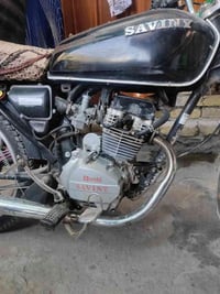 ايرانييه سيفان مودييل ٢١ مجفته. قبل يوميين بعدهي مكينه. ع سحك كهربايات...