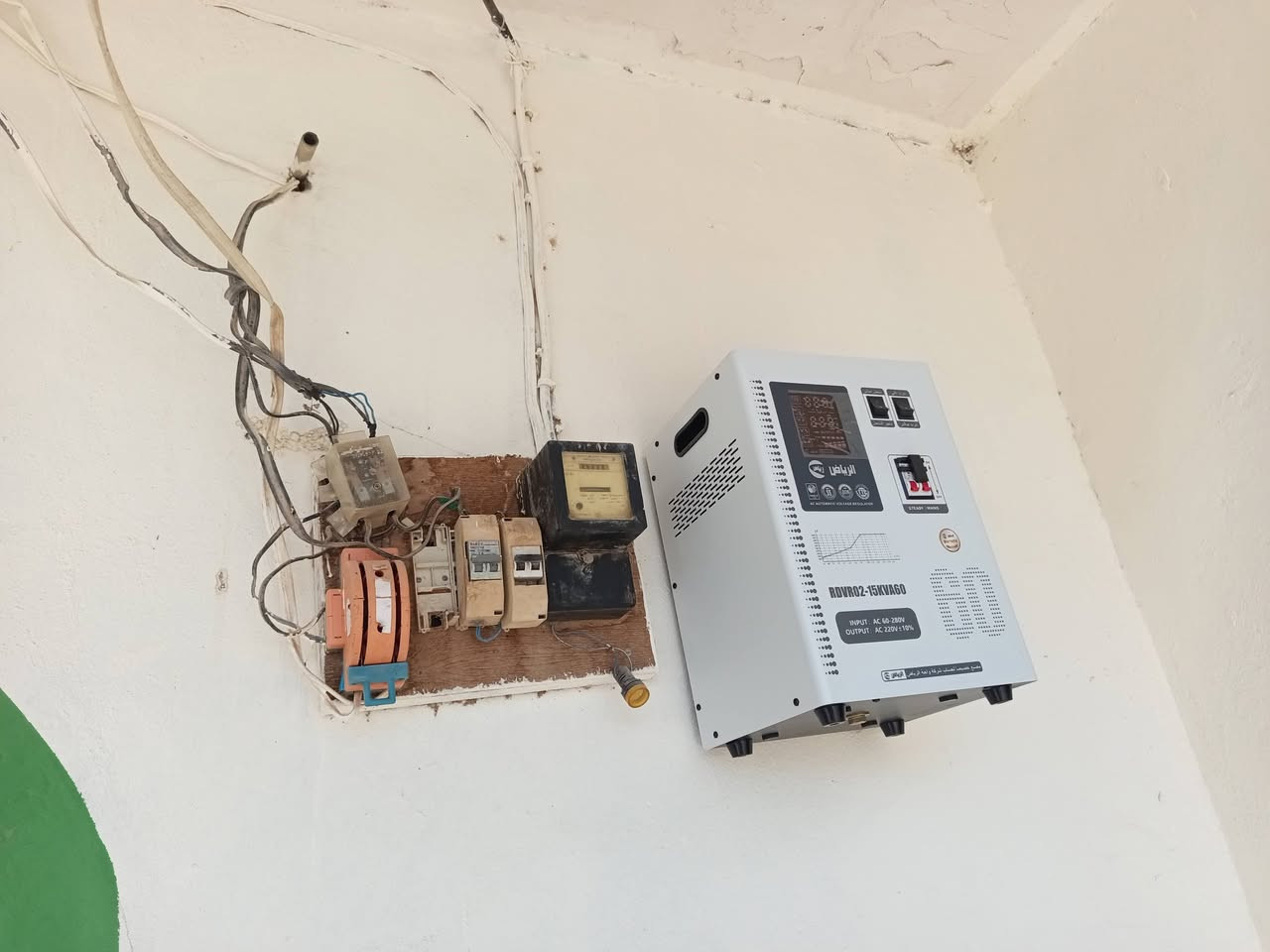 السلام عليكم ورحمة الله وبركاتة 

كادر كهرباء متفرغ نشتغل لل 12بليل 

تاسيس بيوت 

ترميم قديم 

ترميم كابينه 

تسلق علا العمود 

تشغيل قطاسات كبيره 

للتواصل *********** بي واتساب 

ما متواجد خاص 

الله حيو الگرايب
