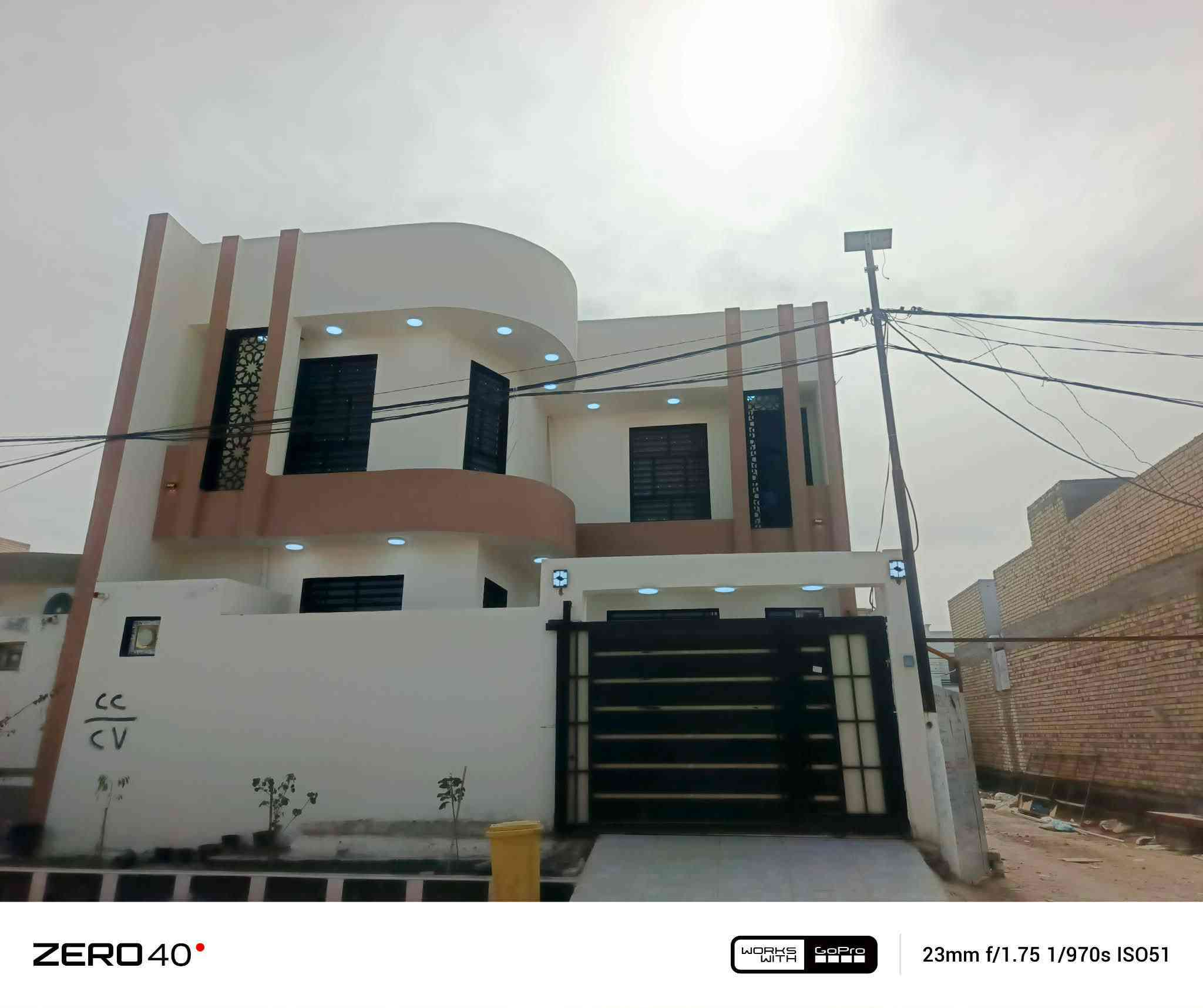 200مترطابقين  السعر 150وبيه مجال
العنوان مقابيل جسر الشهداء الجديد خدمات كامله وقريب الشارع اتصال ***********
