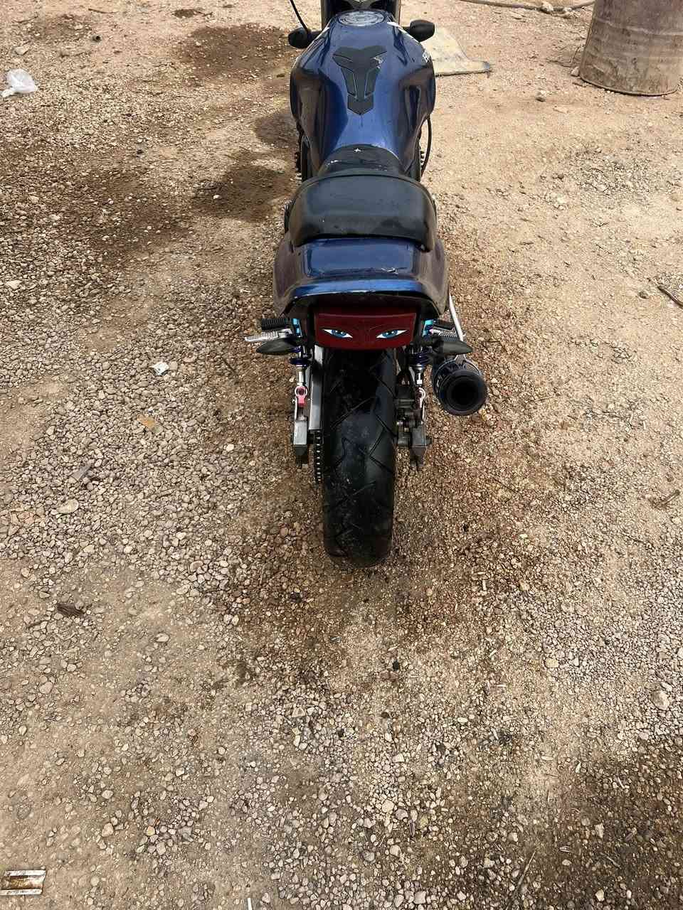 السلام عليكم دراجه سبي فور جيل اول 16ولف كفاله عامه مدفوع كمرك بس تسجل سعر مليونين وربع قفل ***********
