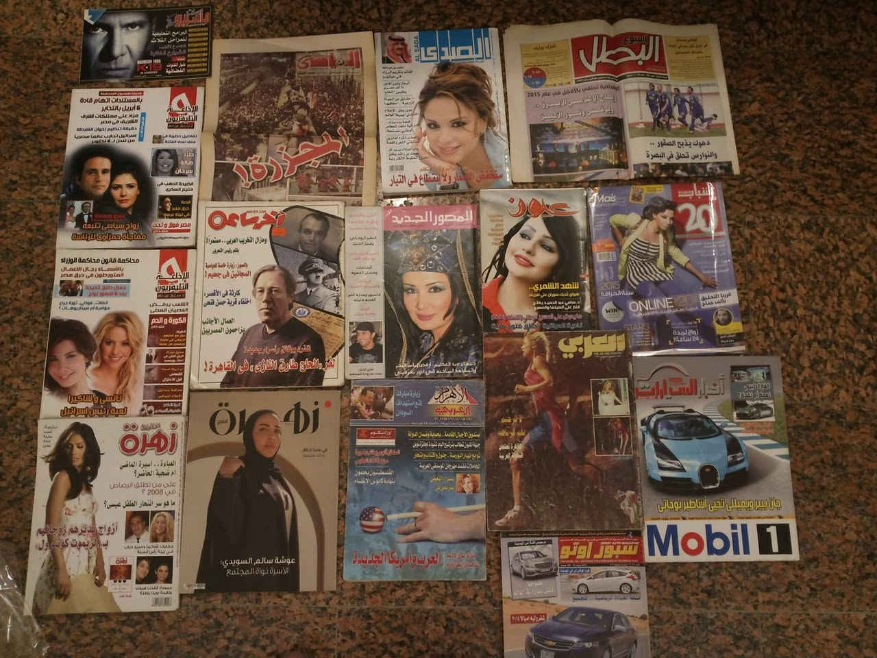 مجلات عربيه وعراقيه وصحف للبيع  كامل لايوجد مفرد  طباعه ونظافه


**إذا كنت صاحب هذا الإعلان وتريد حذفه لأي سبب، رجاءا أرسل رسالة إلى الدعم الفني**