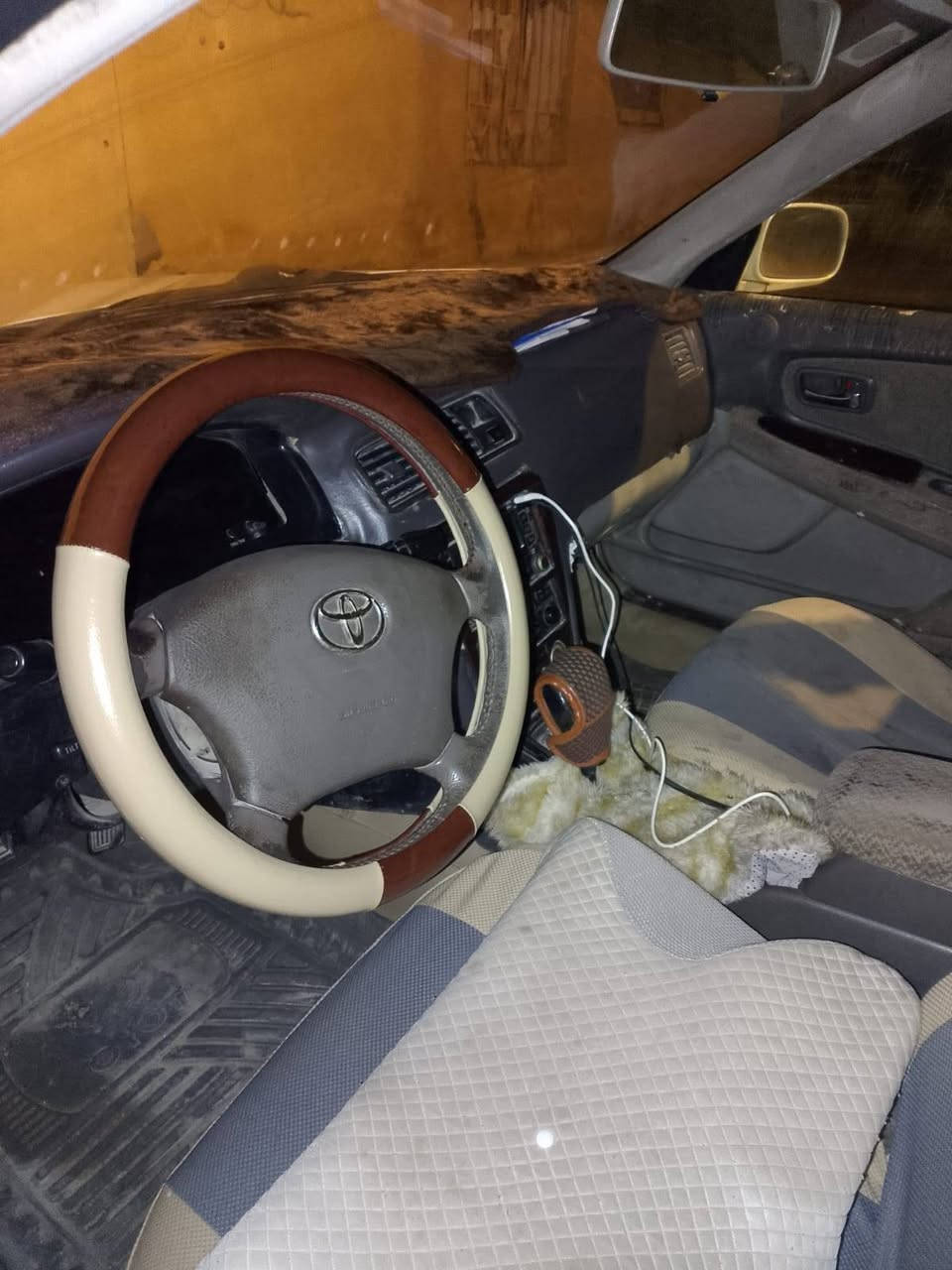 سلام عليكم
مارك موديل 97
محرك 3000
سياره جاهز ماعده التبريد 
سنويا لغايه 2027  بأسمي 
رقم بابل مشروع وطني 
السعر 48 وبيه مجال للشراي 
رقم الهاتف ***********
مكان السيارة بصرة - ابو صخير - حي الصدرين
