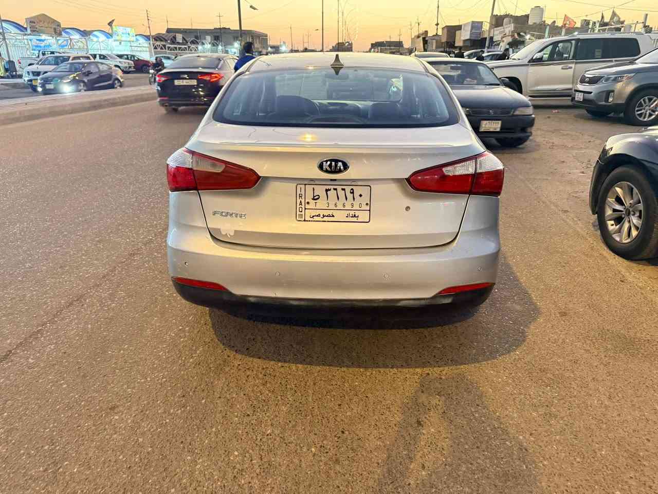 كيا فورتي موديل 2015 رقم بغداد سنويه جديده مشروع وطني سياره وارد امريكي حادثها جاملغ امامي مبدل الايسر فقط لباقي كفاله من التبديل بيها رشات صبغ سياره جاهزه مكينه 2000 دوش المرغوب جاهزه كيرمكينه حداديه تخم تاير تبريد جاهزه سعر 88 مكاني ميسان لعماره ***********
