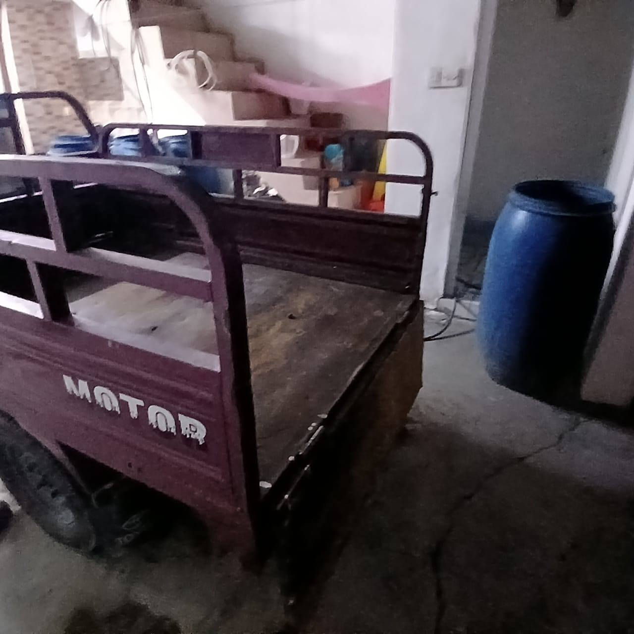 السلام عليكم عندي هاي الستوته موديل 2017بليته بيها كهربايات شرط ستوته مال شغل***********
