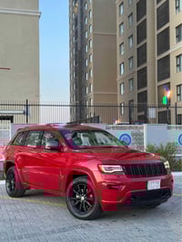 جراند شيروكي ترايل هوك • ٢٠١٧ • ٦ سلندر ٣٦٠٠