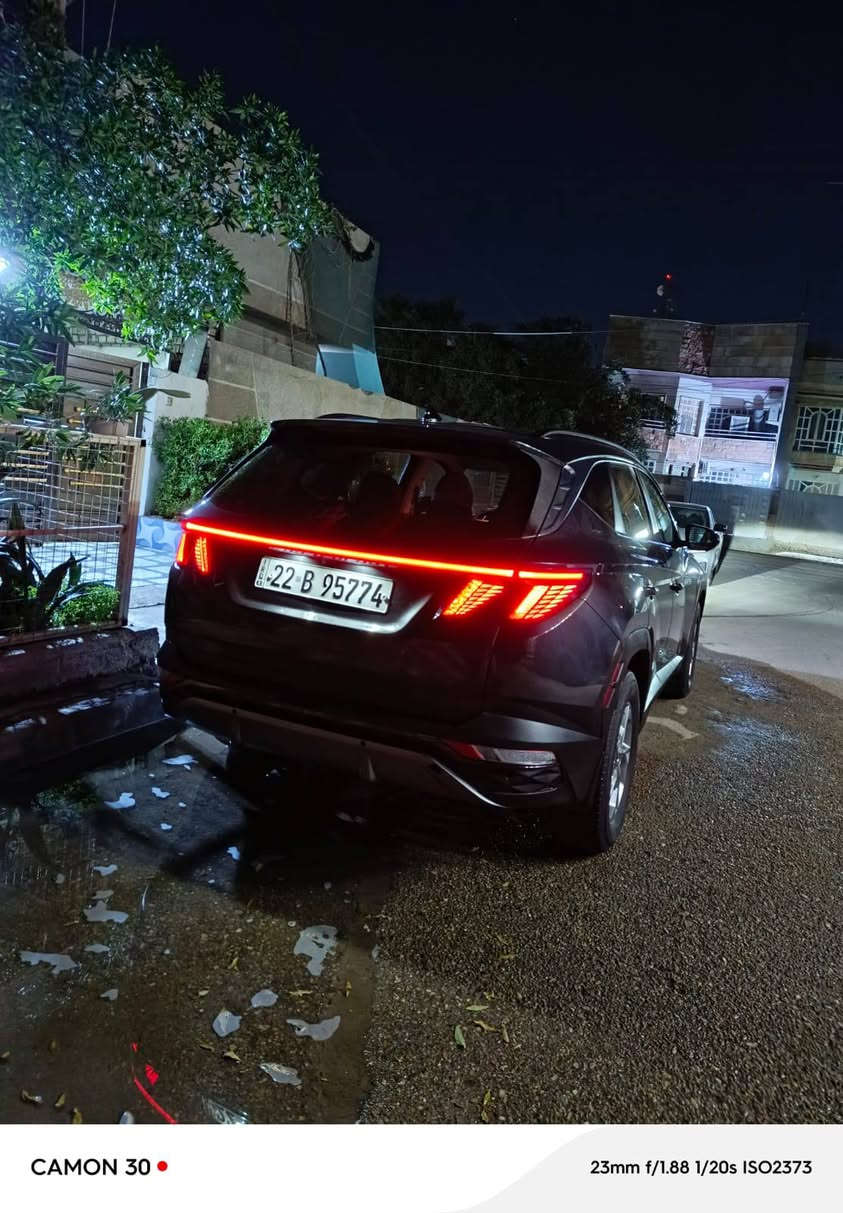 السلام عليكم توسان موديل ٢٠٢٣ وارد مواصفات بصمه تشغيل عن بعد تحديد مسار بصمه ترحيب حساسات أمامية وخلفية وجانبي ايقاف ذاتي تدفئة كراسي كرسي السائق كهرباء لدات جانبيه محرك اربعه سلندر ٢٥٠٠ جي دي وبعد بيها مواصفات غير مذكوره للاستفسار الاتصال على الرقم التالي *********** العنوان بغداد جكوك السعر ١٩٥ مع مجال
