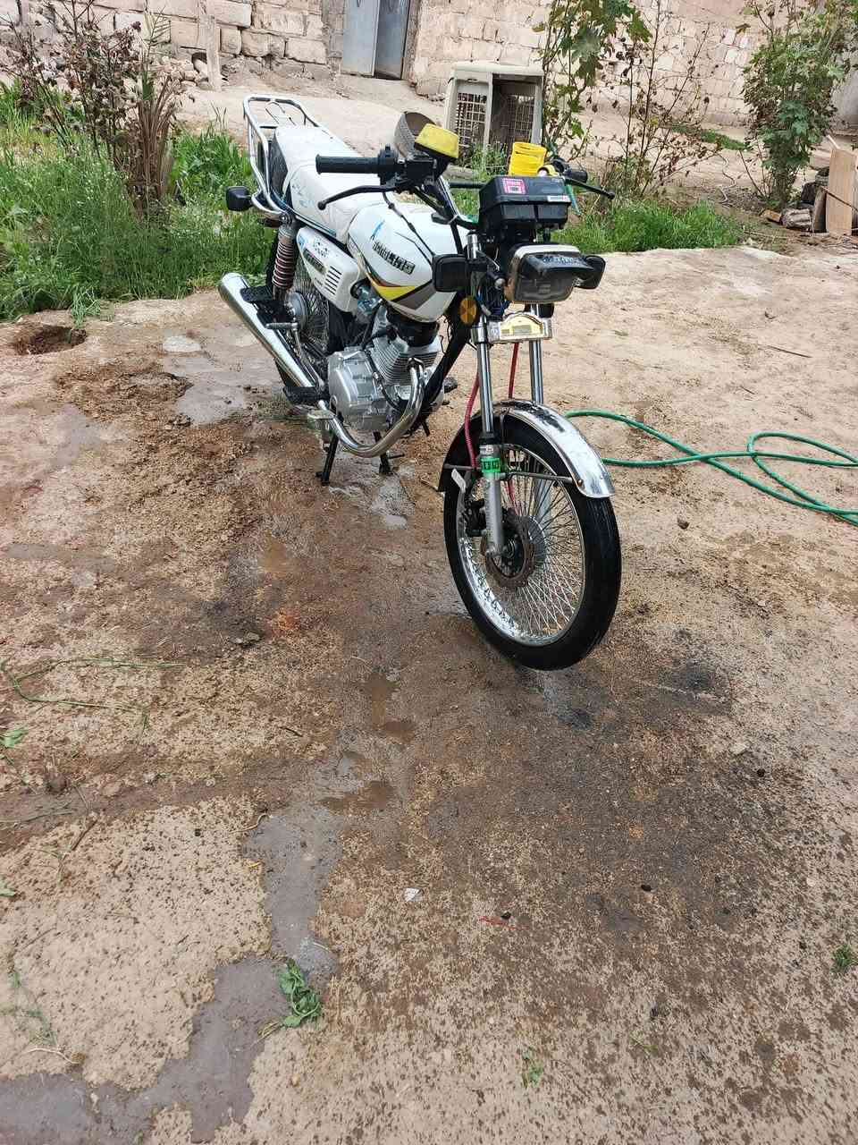 السلام عليكم
دراجه للبيع موديل 2024
المكان كربلاء عون 
***********
