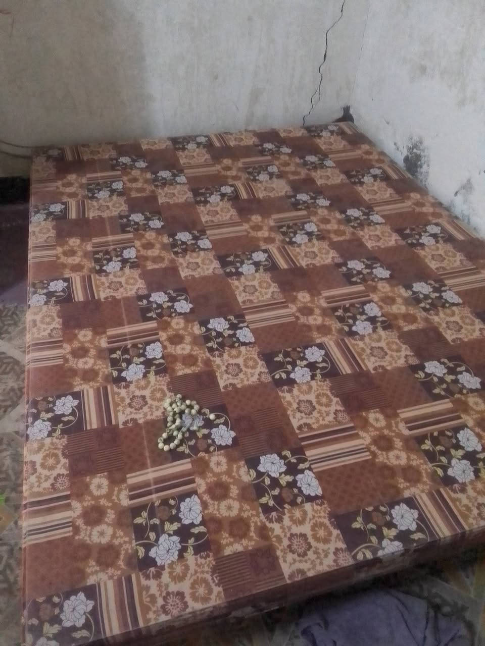 تخت جرباية للبيع جديد ونظيف للبيع السعر ٧٠وبيه مجال للشراي


**إذا كنت صاحب هذا الإعلان وتريد حذفه لأي سبب، رجاءا أرسل رسالة إلى الدعم الفني**