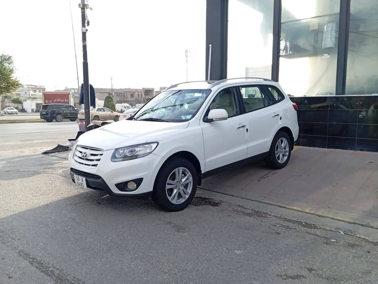 السلام عليكم للبيع سنتافيه موديل10.      6سلندر 7 راكب فتح السياره فول         مكفوله من الظربه ولصبغ والتبديل   مكان السياره بابل   السعر /(150) رقم الهاتف ***********
