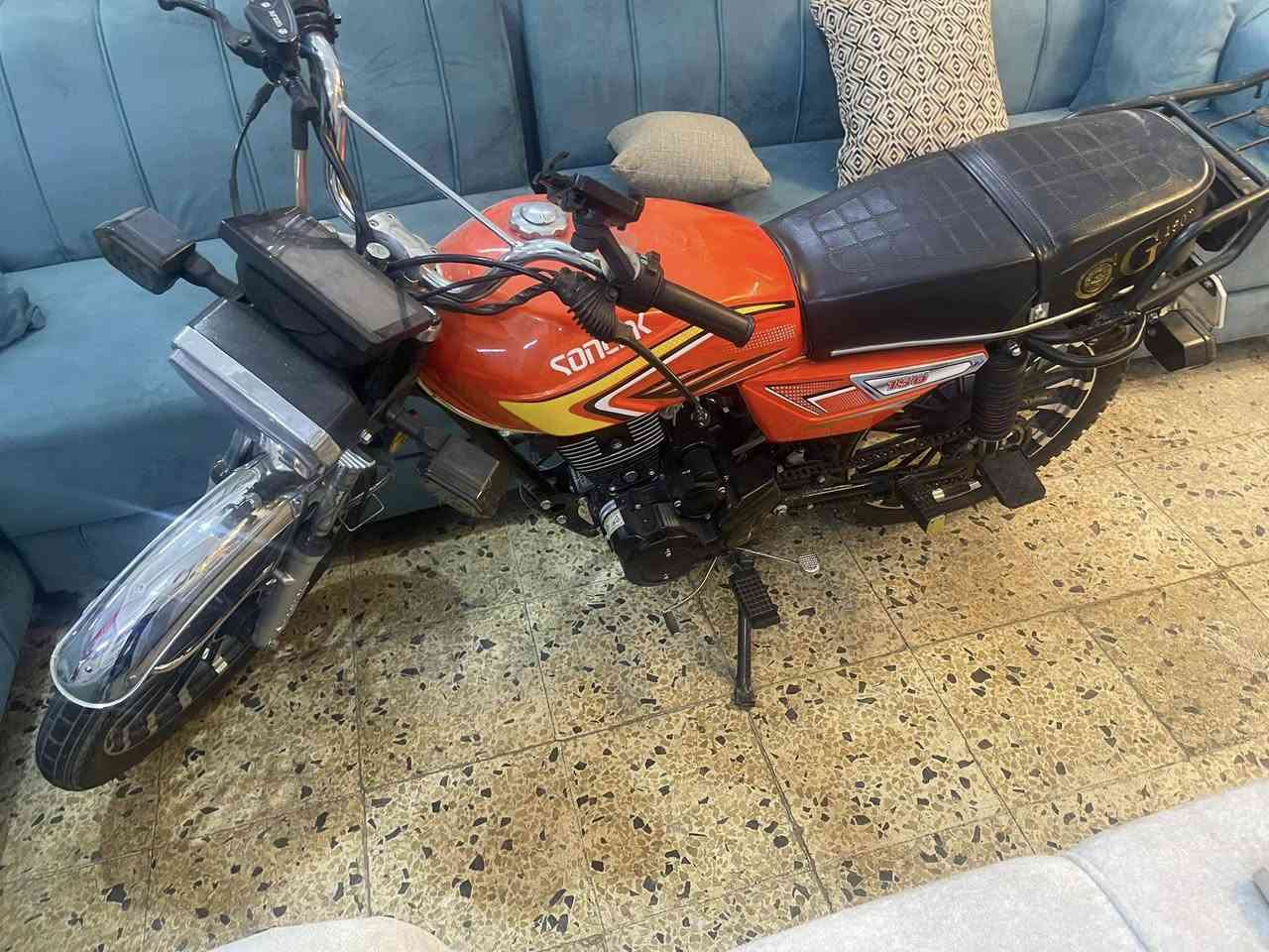 سلام عليكم
دراجه سولنك
2025
ماشيه 21 الف
دراجه كامله خير من الله
نقصها استاند
ب850 الف
بغداد : الاعظمية 
***********
