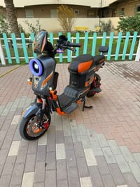 دراجة شحن للبيع سعره ٥٥٠  دراجة جديدة.         الرقم : ‭٠٧٧٠ ٦٩٢ ٥٤٠٠‬