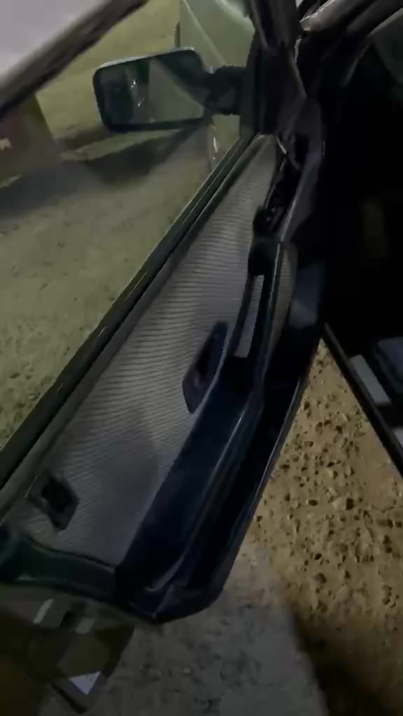 السلام عليكم بيجو فرنسي ستيشن  كير اوتو  مكينه شرط مديل 93 رقم ديالى
تبريد شغال مكانها نجف السعر 35 
***********
