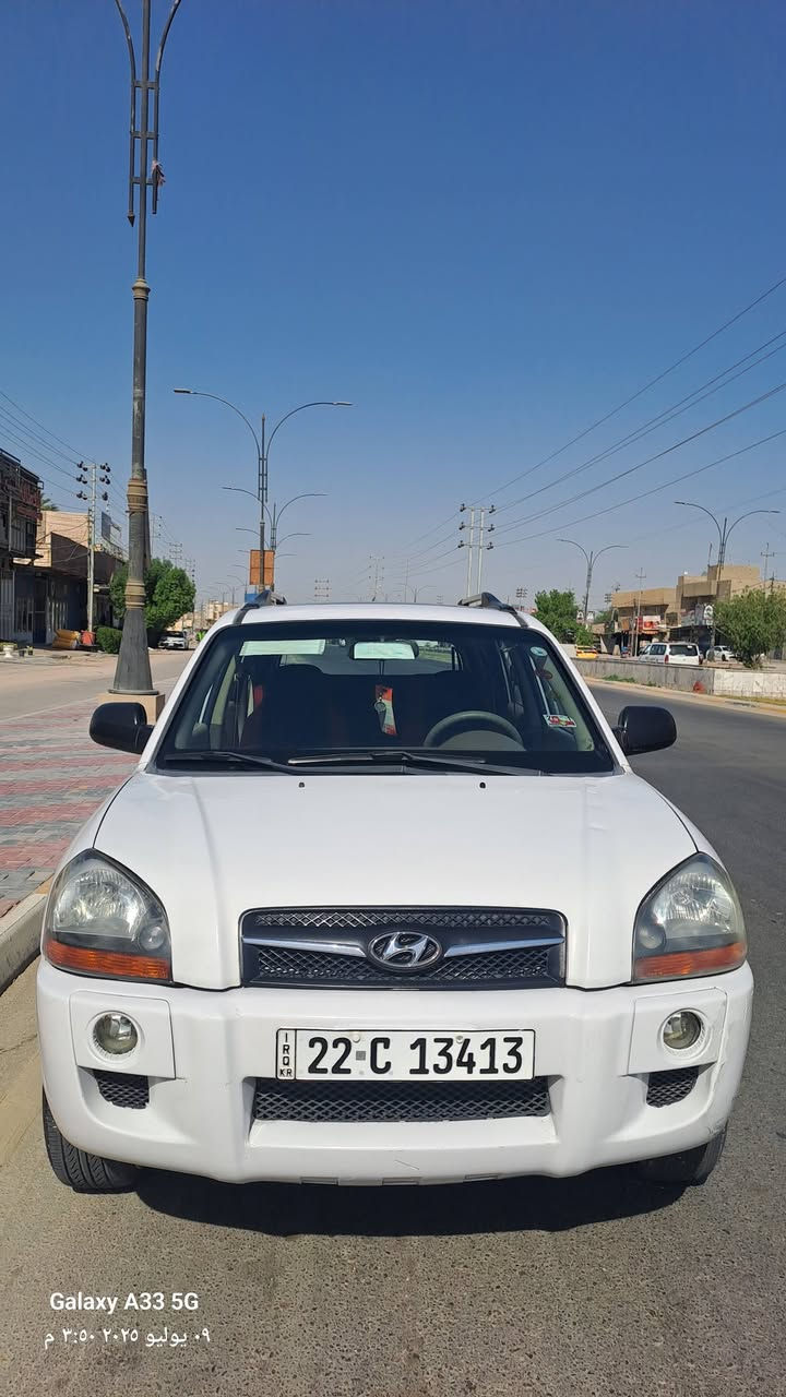 للبيع_او مراوس النترا 2017
هونداي توسان موديل 2009 خليجي لون ابيض بيهه جاملغ وبنيد بدون دواخل 
مواصفات 
فتحه 
حساسات 
دبل ارباك 
دسك امامي خلفي 
داخل بيجي 
محرك 4سلندر (2000) 
رقم أربيل دولي 
السعر 122وبيها مجال 
مكانها كربلاء 
***********
