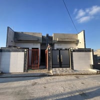 مجمع طيبه تو • ١١٠م • بيتين