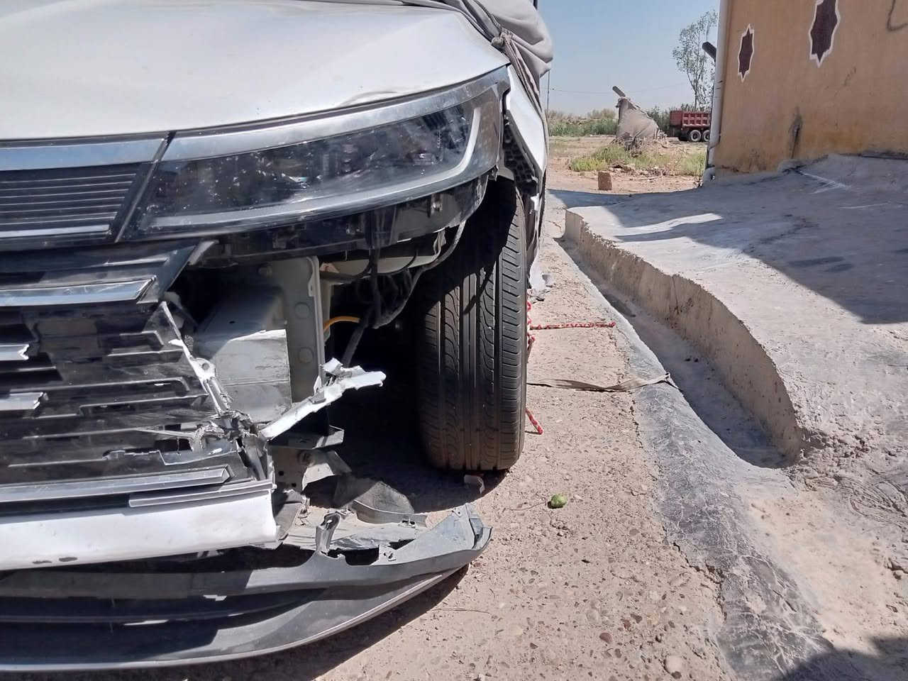 سلام عليكم البيع بس هاي ا حادثه هاي صوره الباقي  كلشي ما بيه الاستفسار ***********
