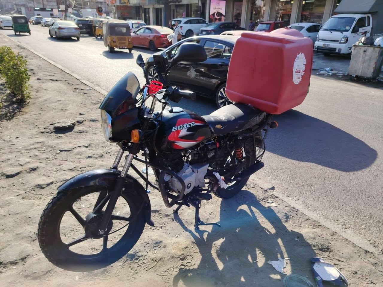 السلام عليكم دراجه بوكسر كلاسك موديل2021مجفته تجفيت شركه الدراجه خيير من الله مرقم بغداد تحويل ثاني يوم السعر1900وبيها مجال مكاني بغداد البنوك.
***********
