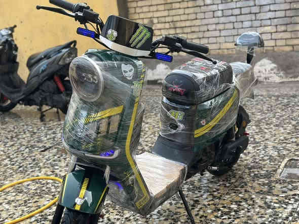 دراجه شحنR11نضيفه كلش مكفوله من كلشي ومزوده تمشي120حقيقي100دراجه بيها شلعه الى تموت مكاني بصره الوفود رايدها 700وبيها مجال رقمي***********
