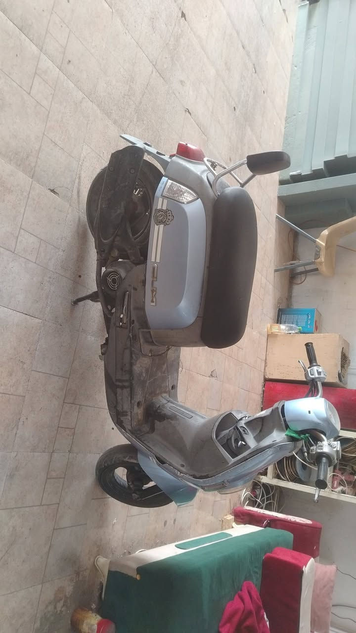 السلام عليكم عندي دراجه بوليس للبيع السعر650بها مجال العنوان كربلاء العطيشي  مستشفى الحسسنيه العام ***********ويساب مكفوله محرك مامفتوح والكفر بلادي
