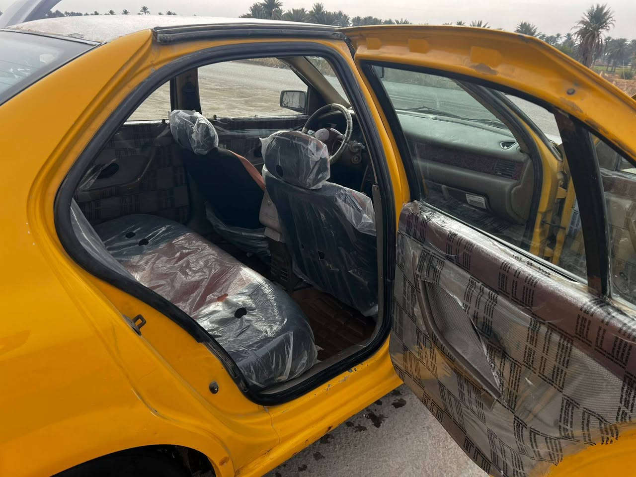 سلام عليكم سمند موديل ١١ كامله  كير محرك  تبريد حد اديه  دواخل تخم تايرات اي شي ماذب عليهه   بسمي السياره هيه غرامه  مصفره  مكاني حله السعر  ٣٨ وبيه مجال 
***********
