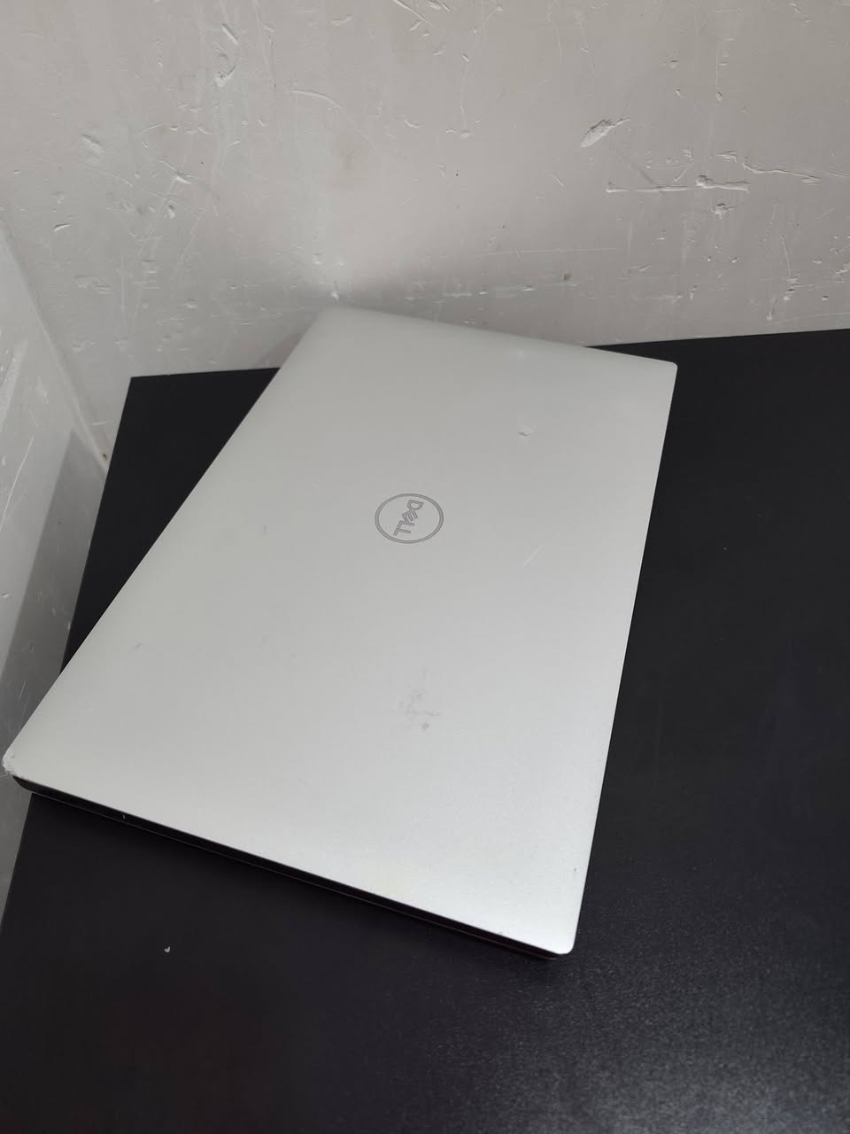 DELL XPS 15  9570  i78750H
2.2GHz
RAM 8
SSD 512
NVDIA Geforec GTX 1050 Ti 4GB
15.6 inch screen
سعر 550الف


**إذا كنت صاحب هذا الإعلان وتريد حذفه لأي سبب، رجاءا أرسل رسالة إلى الدعم الفني**