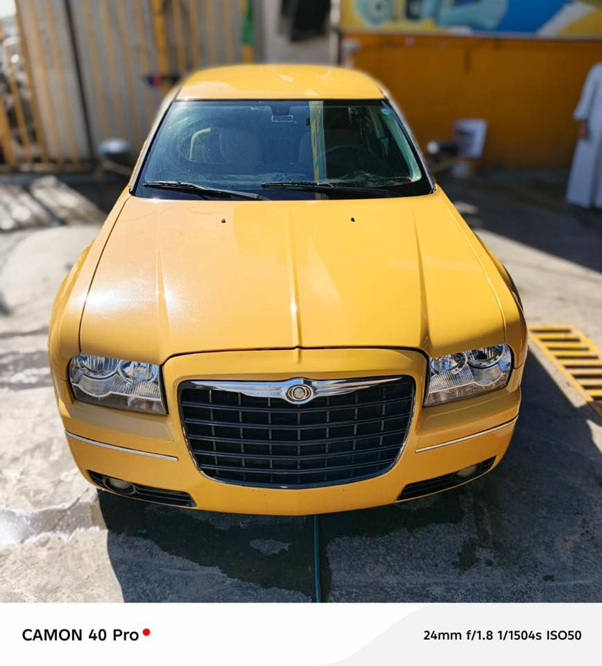 السلام عليكم اوباما موديل 2008 اصل رقم واسط بسمي  مشروع وطني محرك 3500 السيارة فول موصفات كشن جلد كهرباء 
غرفة جديد تخم تاير ويل كروم صدر الامامي والخلفي جديد 
منضومة زنون مكينة وكير مكفول بيهة فقط جاملغ امبدل بدون دواخل السيارة جديدة خطها جوال مكاني بغداد 
السعر 115 
***********
