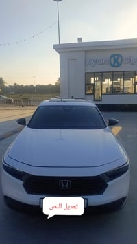 للبيع هوندا اكورد هايبرد موديل.  ..2023  فئه sport فول مواصفات:- مكينه...