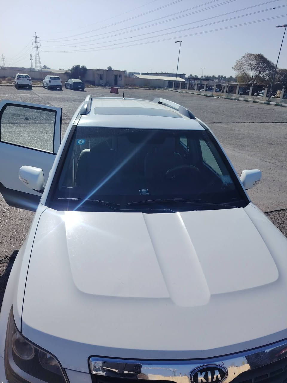 السلام عليكم ورحمه الله وبركاته 
للبيع كيا موهافي  2016 خليجي كفاله عامه شرط
ماشيه ٩٦ حقيقي 
كير شرط
مكينهV6 شرط 
تخم تاير جديد
صدر امامي خلفي نظيف
السياره ممتعوبه ابد
اشاير بلمري
خزن 
كشنات تدفئه تبريد 
ثلاجه 
داخل بيجي
بصمه عدد ٢ وياها
ويل ٢٠ 
جنطه شفط 
زراكات لايت 
سنويه بسمي شرط التحويل 
مكانها التاجي السياره جدا جدا نظيفه مابيه اي نقص 
السعر ١٩٠ وبيها مجال للشراي بي خير ويدلل
***********
