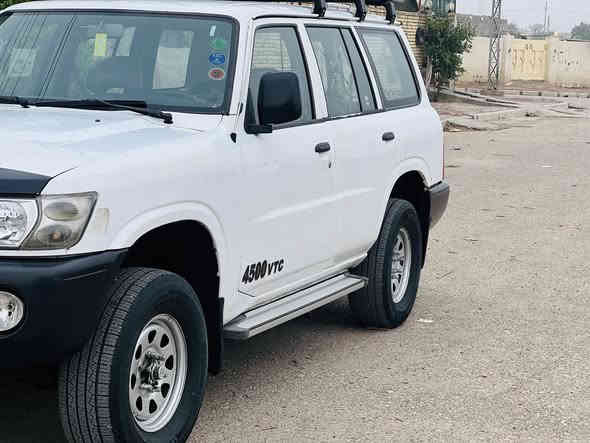 نيسان بترول للبيع موديل 2003 بلادي رقم بغداد جاهزه كير مكينه اكسنات حداده تخم تاير بسمنه مكان السياره ميسان المجر الكبير السعر (115)  ملاحضه (مكلف بنشر) اتصل ع الرقم ‭

‭0781 717 3554‬
