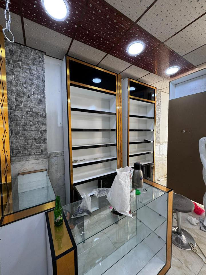 من رخصت الادمن فاترينات للبيع السعر اتصال على الرقام التالية(***********)(***********)
