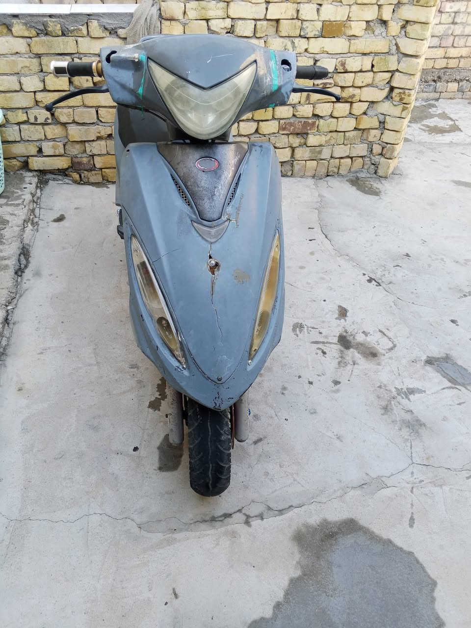 سلام عليكم دراجه جي فور شغاله كهرباية شغله نكره سالف هندر شغال مكينه حلو وضعه مثل ماشوف بصور لاحد  يكلي شبيه مابيه بيع كوم حديد سعر مناسب مكان رفاعي *********** رجائن ماشتري لا يراسل لا يعلق ضل يجاوز عيب متعجبك طلع كبل مكان دراجه طريق شركة قريب ع بيت ابو مجاهد
