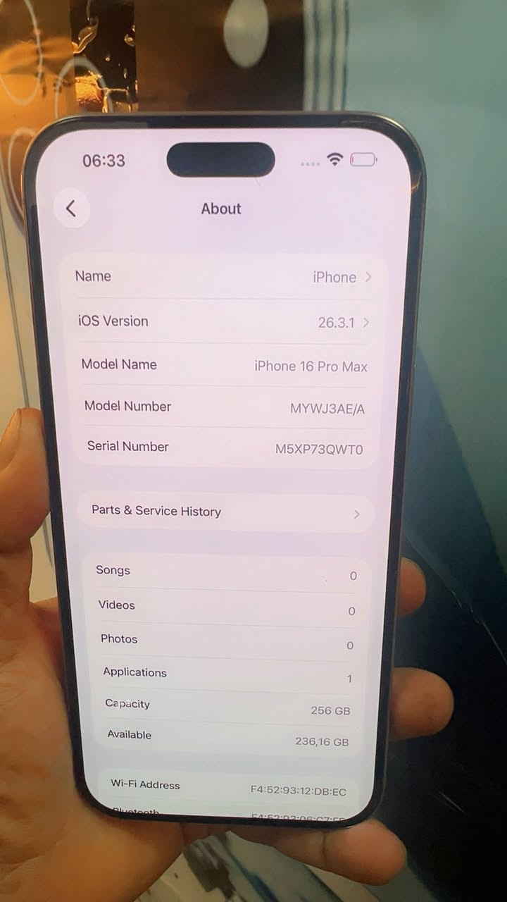 السلام عليكم
" ايفون 📲16 برو ماكس 
" اللون دزيرت المميز 
" بطاريه 🔋100
" ذاكره 256 
" شرق اوسط عربي 
" ماستر AEA
" نموذج M 
"شخط واحد ما بي اخو الجديد
" مبدل شاشه تفصيخ 
السعر / مليون  و40 وبي مجال بسيط كلش حك جيه
العنوان / بغداد الدوره شارع الصحه 
للتواصل / ***********
