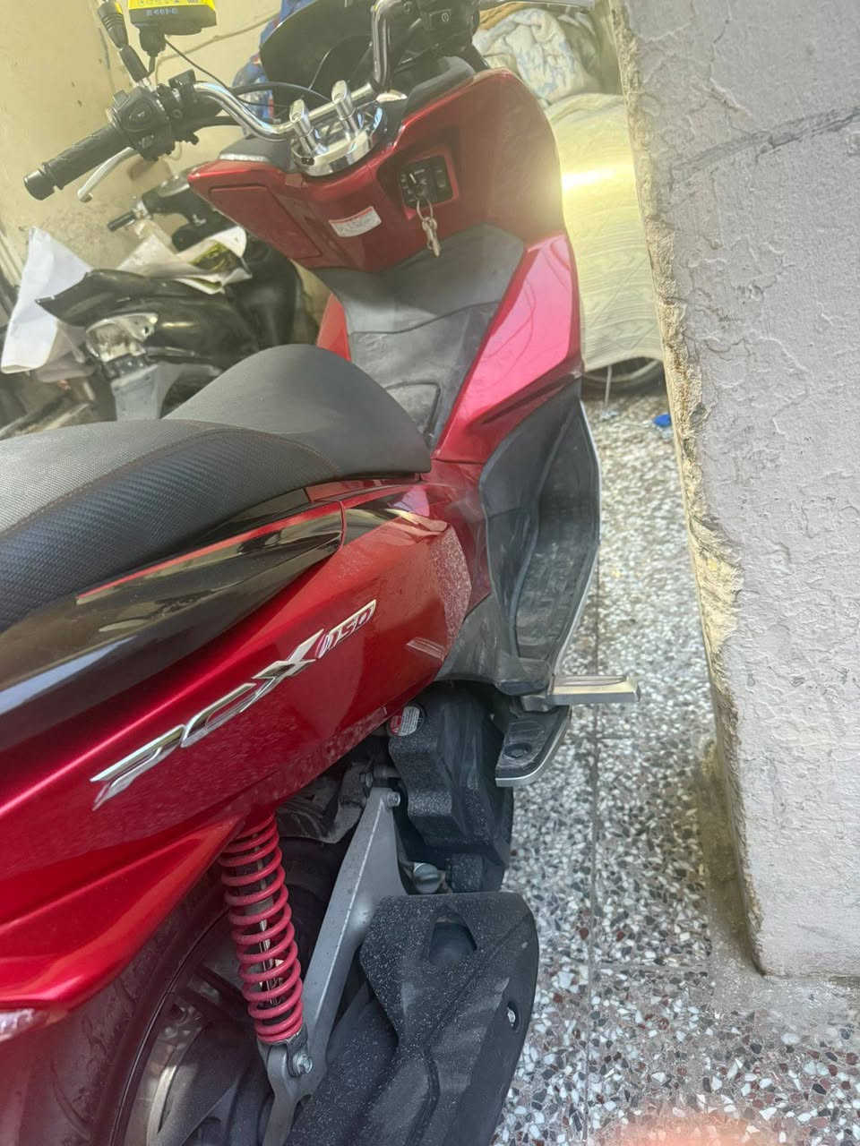 دراجه بي ساكس رمبه جيل ثاني ماشيه شي قليل كامل مواصفات السعر 19ورقه بيه مجال بسيط
***********و***********
