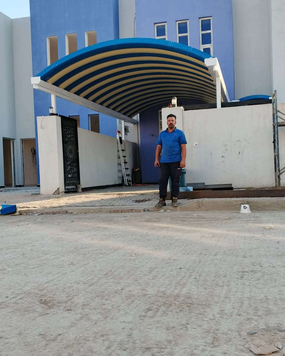 عرض لحك متر ٢٥ الف فقط كلة علينة كيسبان والحديد وصبغ وعمل جاهز سعر متر ٢٥ الف فقط كيسبان ٠٥ سواقي ٢ ملم بوري مربع ابو ٣ صبغ كامل  لحك عرض تعهد ١٠ سنوات *********** أو خاص بإدارة محمد الركابي
