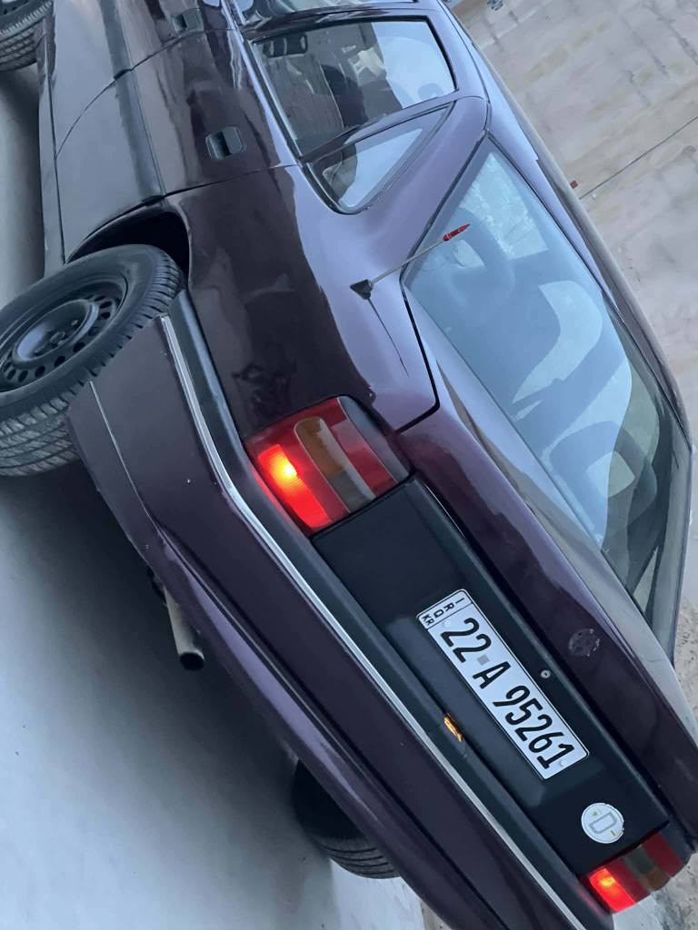 اوپل فكترا موديل 1991محرك 18رقم سنويه جديد بيه دفتر بنزين سياره كلشي ***********
