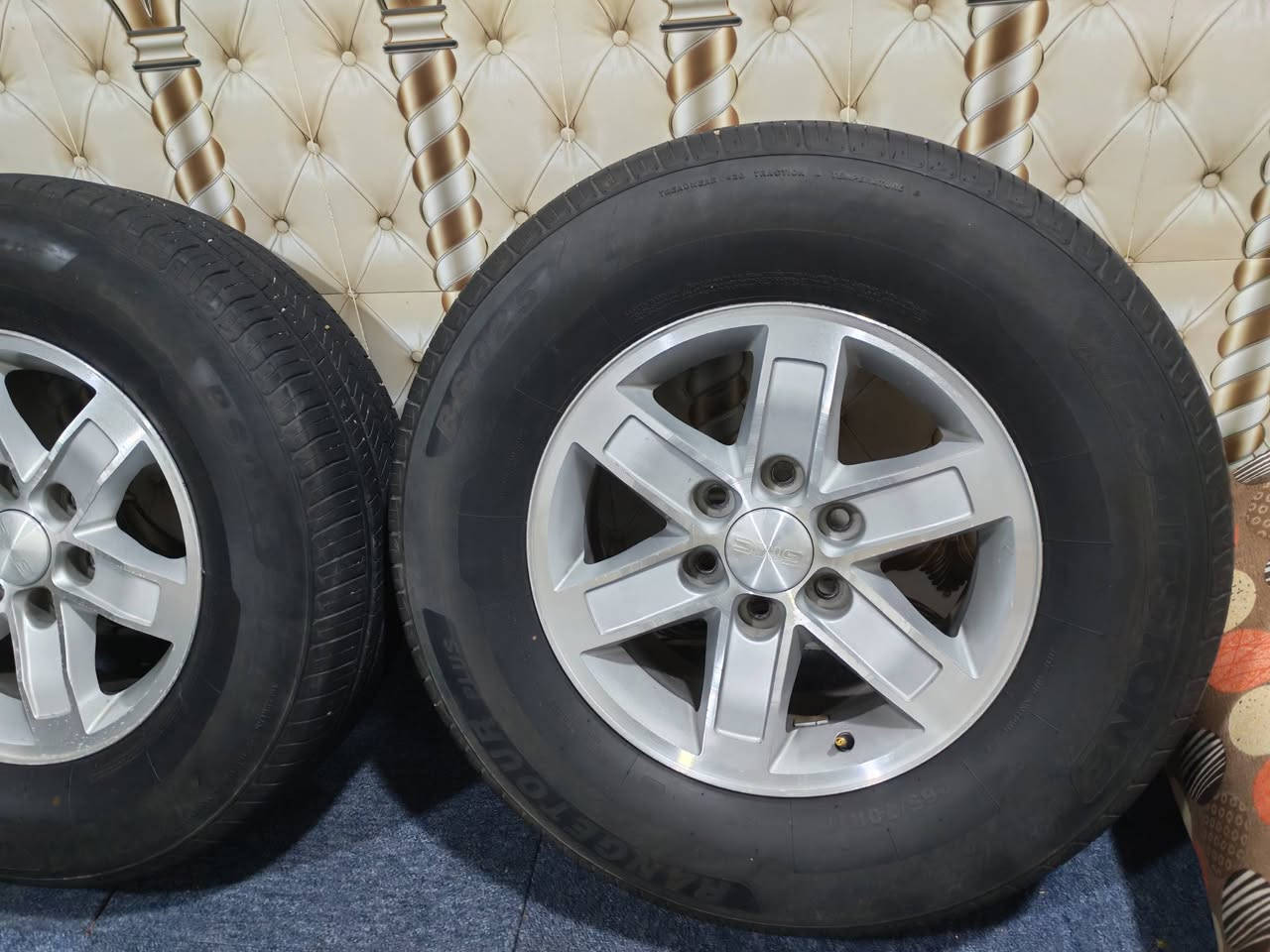 تخم ويلات جمسي حجم 17 بيهن تخم تاير إنتاج 25 أبو الأسد جاهزات جيب وشد مكاني بصره هاذه رقمي *********** شراي يتصل أو يراسلني واتساب
