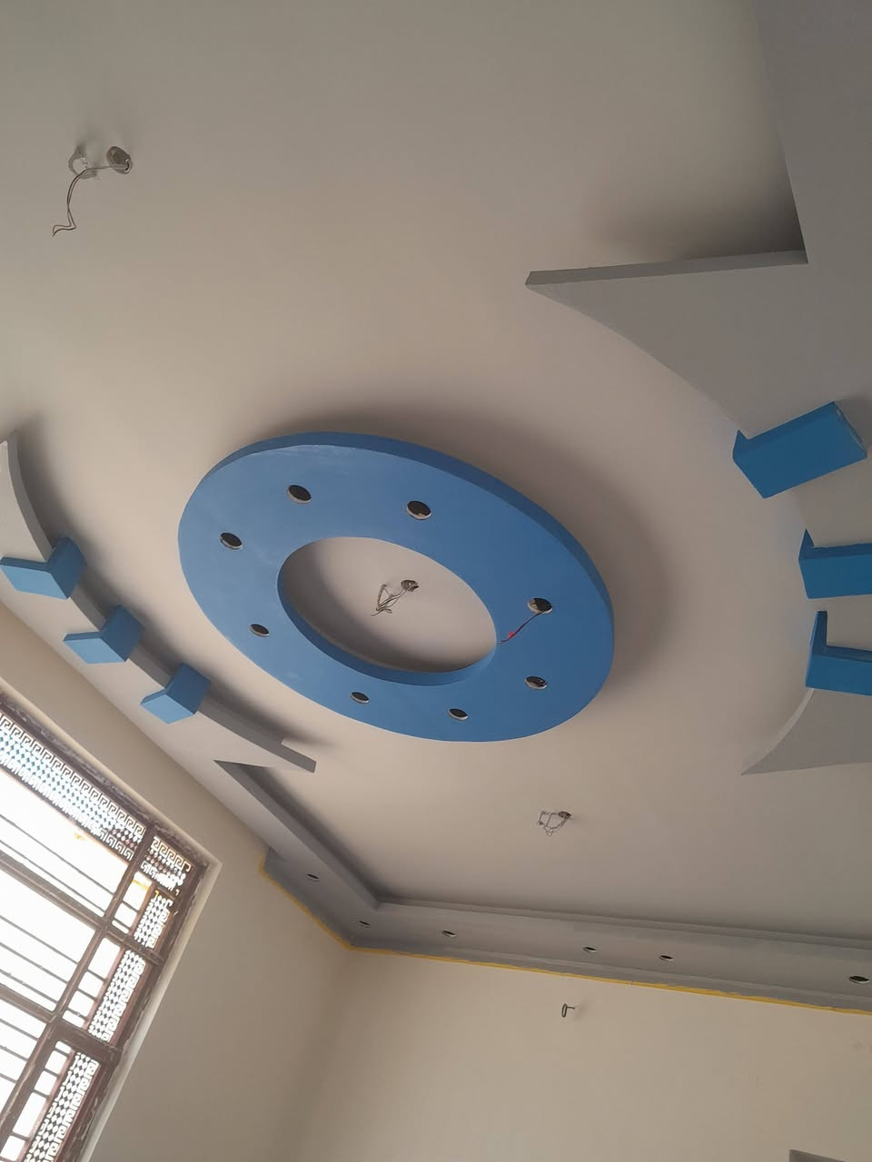 صباغ عام داخل وخارج ***********
