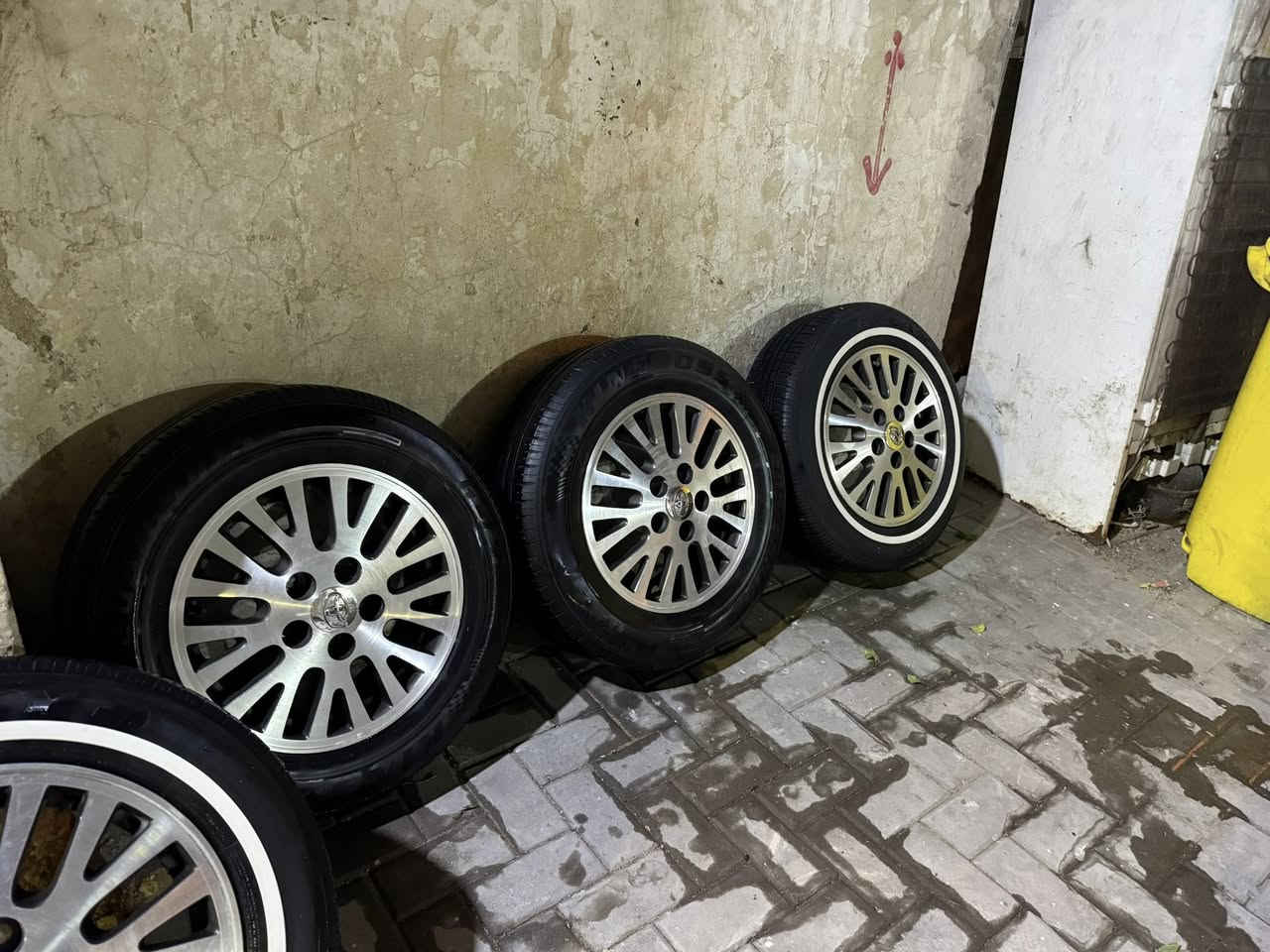 ويلات للبيع مكان بصره ***********
