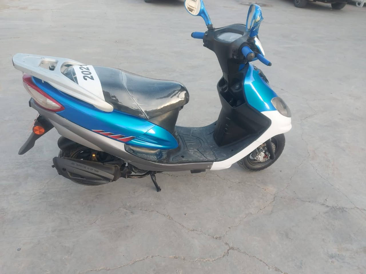 سلام عليكم من رخصت الادمن ماطور سايم ابو عيون موديل 2021 مكمرك كامل ماطور سبانه ماممدوده عل محرك مثل ماواضح بل صوره مكاني الرمادي التأميم السعر ٦٥٠ وبي مجال شي بصيط الادمن من رخصتك ***********
