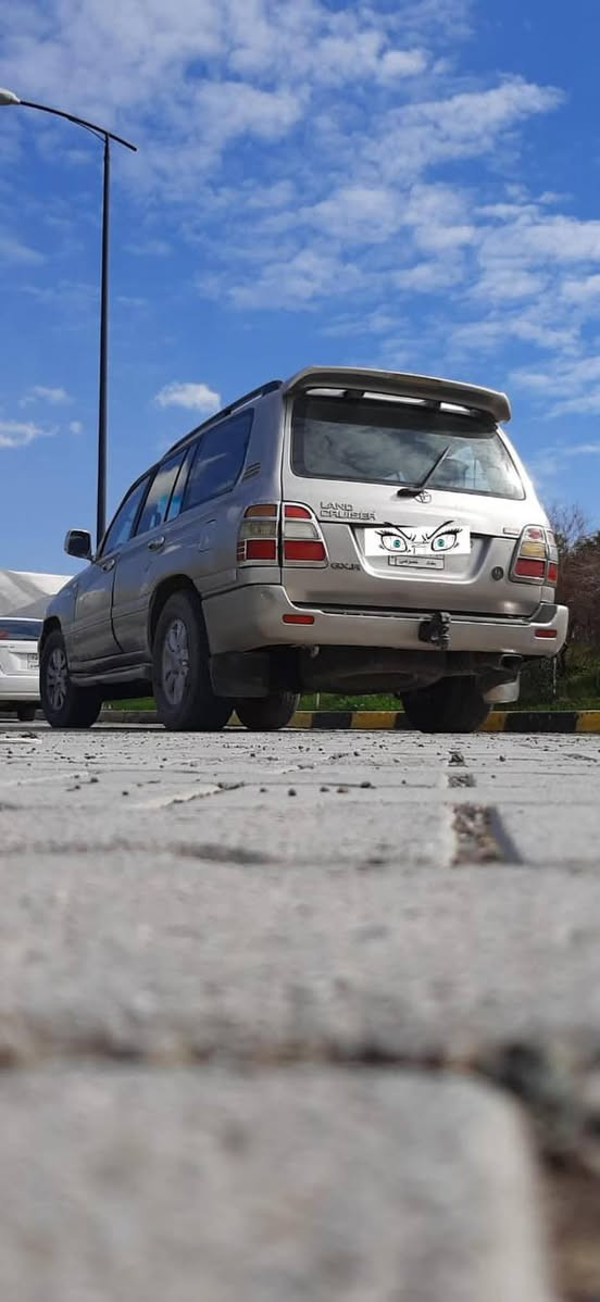 لاندكروزGXR للبيع فقط
لاندكروز GXR 
2002 رقم بغداد الماني 
سياره كامله مابيها اي نقص 
مواصفاتها معروفا 
مكينه 4500
دبل تانكي
دبل فيت بم 
ثلاجه طكتين 
4×4
كير اوتو 
لو كير 
شاشه ايباد 
تبريد 3 قطع ثلج 
⛔ للبيع فقط للبيع فقط للبيع فقط⛔


**إذا كنت صاحب هذا الإعلان وتريد حذفه لأي سبب، رجاءا أرسل رسالة إلى الدعم الفني**