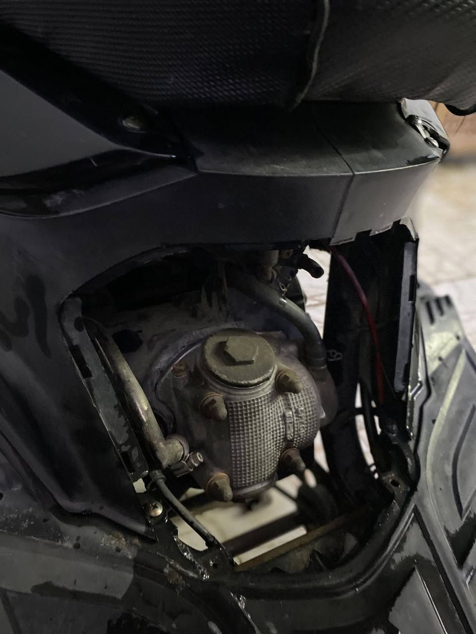 سلام عليكم 
ماكس مضلع كابريته 
كفرات  نضافه 80%
محرك بلاد اخرس 
عليهة كلج خلفي رياضي و صالنصه fm
مكانه كاضمية ***********
