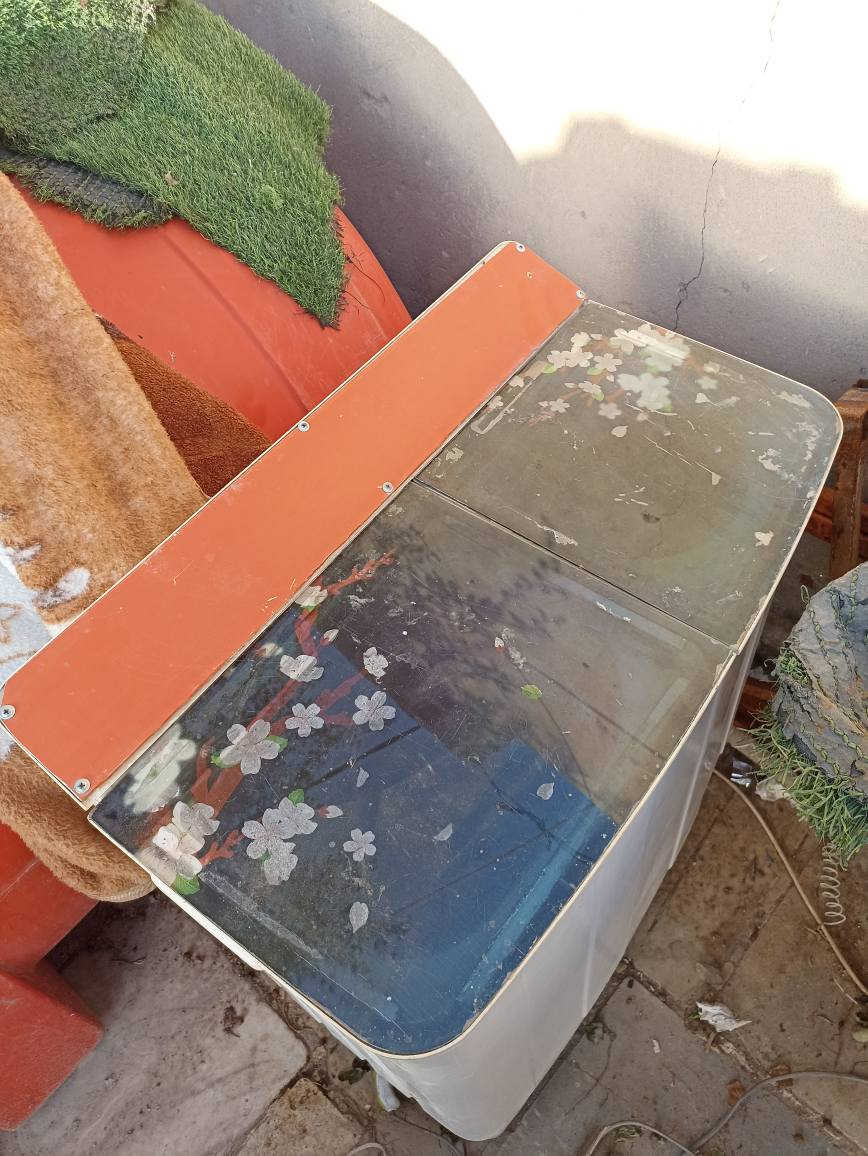 غسالات النجف خمس غسالات 175,000 دينار الوحده ب 45,000 دينار عالفحص شغال اذا تشتريهن كلهن تطلع الوحده ب 35,000. 5 غسالات شغالات 100% *********** النجف, العراق
