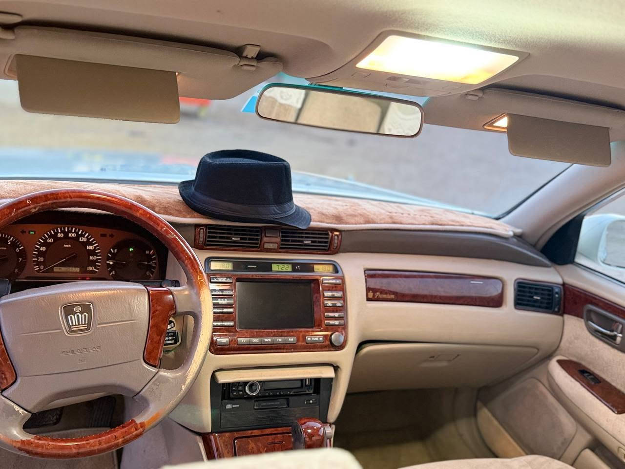 Toyota Crown 2003
السلام عليكم 
ملكه خصراوية للبيع فقط مكفوله كفاله عامه كص ضربه نقل جثه ..
مدفوع كمرك باقي على رسوم الرقم .
مكينه ديفور الجبير لاتنقيص ولاتبخير .
تحويرة نجف فوك وجوة فقط دشبول امارات .
3 دكم اصل كرستال .
4 كشنات كهرباء  .
تخم تاير جديد .
مثبت سرعه .
تبريد منظومه .
حداديه مكفوله .
سيارة خير من الله ماتذب عليه لو ربع .
السعر 117 .
موقع السيارة كربلاء.
***********
