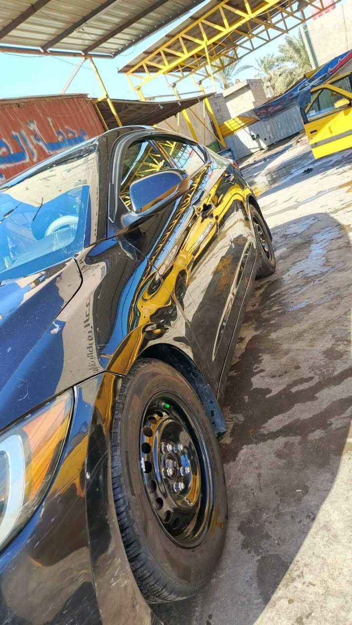 سلام عليكم الانتره للبيع موديل 2018 مكينه 2000 حادثه جاملغ وبنيد الجاملغ مبدل نفسه اصلي السعر وبيهه مجال 113 المكان بغداد العبيدي الهاتف ***********
