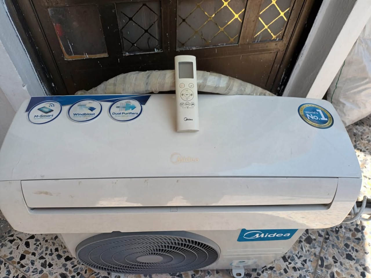سبلت ابو طن البيع السعر٢٠٠جديد مكاني بغداد ***********
