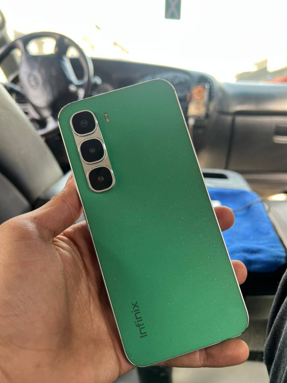 شباب اريد مراوس ب اكس ماكس او 11  انفنكس هوت 60برو جديد بي طخات بل اطراف قليله كلش ذاكره 256 بطاريه 6100 كامره كلش حلوه غراض كاملات وصل شراء وكارتونه


**إذا كنت صاحب هذا الإعلان وتريد حذفه لأي سبب، رجاءا أرسل رسالة إلى الدعم الفني**