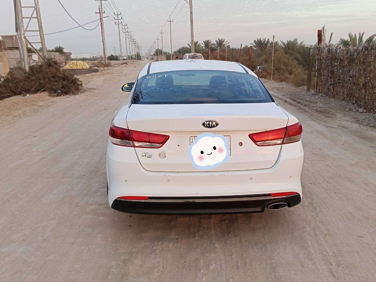 كيا كي فايف ٢٠١٨ رقم بصرة وارد كوري مكفوله من الضربه والتبديل وارد كوري غير مكفول من الصبغ بيها قطعتين صبغ مكينه ٢٠٠٠ دوش خط واحد بانزين مامفتوحه تبريد تدفئه كشنات كشنات كهربائيه سيارة جديده وجاهزه ماشيه ١٥٠ الف تخم تاير جديد حداده طوبه السعر ١٣٥ $ العنوان البصره قضاء الهوير الاستفسار ***********
