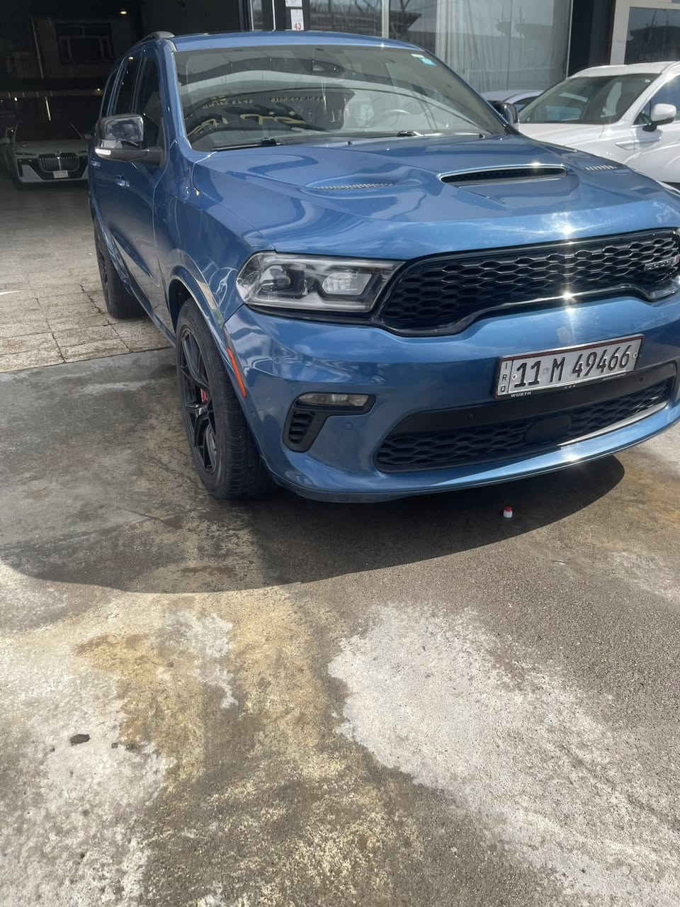 السلام عليكم  من رخصة الادمن المحترم 
دورنكو 2024 ار تي فئة تو ان گو فول مواصفات 
حساسات امامية خلفية 
رادارات امامية وجانبية
 كشنات خلفية منفصلة VIP كشنات تبريد وتدفئة / جلد 
تبريد 3 قطع فتحة سقف 
تدفئة مع كيرات بالستيرن 
انظمة قيادة 5 
الفچوچ برمبو 
تايرات طخم جديد قبل شهر
 ماشية 11 الف ميل 
بيها ادامة قبل اسبوع كاملة السيارة 
حادثها سرقة 3 قطع امامية مشدودات اصليات ومصبوغات نفس اللون 
بيها قيادة حلوة كلش محرك 8 سلندر 
السعر 33 الف دولار وبيها مجال بسيط 
عندك علم الزيرو نفس المراصفات ونفس النظافة ب48 الف دولار 
الشراي يتصل او يراسل واتس 
***********
