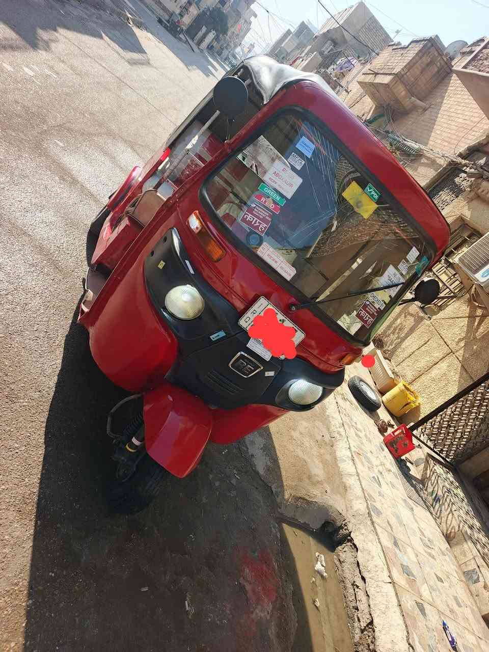 تكتك موديل 18 رقم سنويه باسمي صبغ للجماليه تعمير كامل تشفيت كامل يعني التكتك جاهزه  سعر خمس ملايين ونص بيها مجال مكان العلاوي شارع سته ظهر مستشفى الكرامه*********** بيع مستعجل
