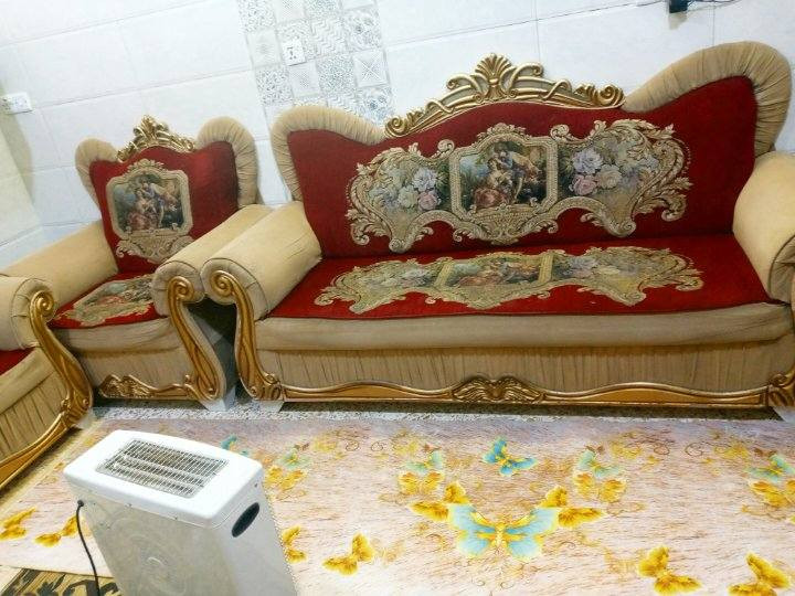 سلام عليكم عندي تخم تكمه نضيف حيل بلوك اسود اي ضررا مبي 10 مقاعد اريده 200قفله مكاني بغداد شعله ***********
